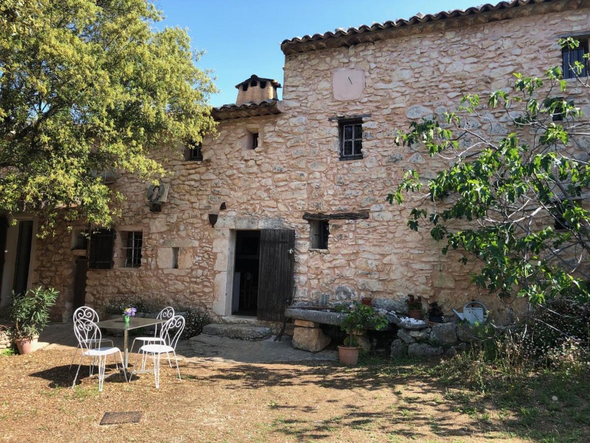 Le Jas Des Aiguiers Hotel Saint-Saturnin-d'Apt Exterior foto